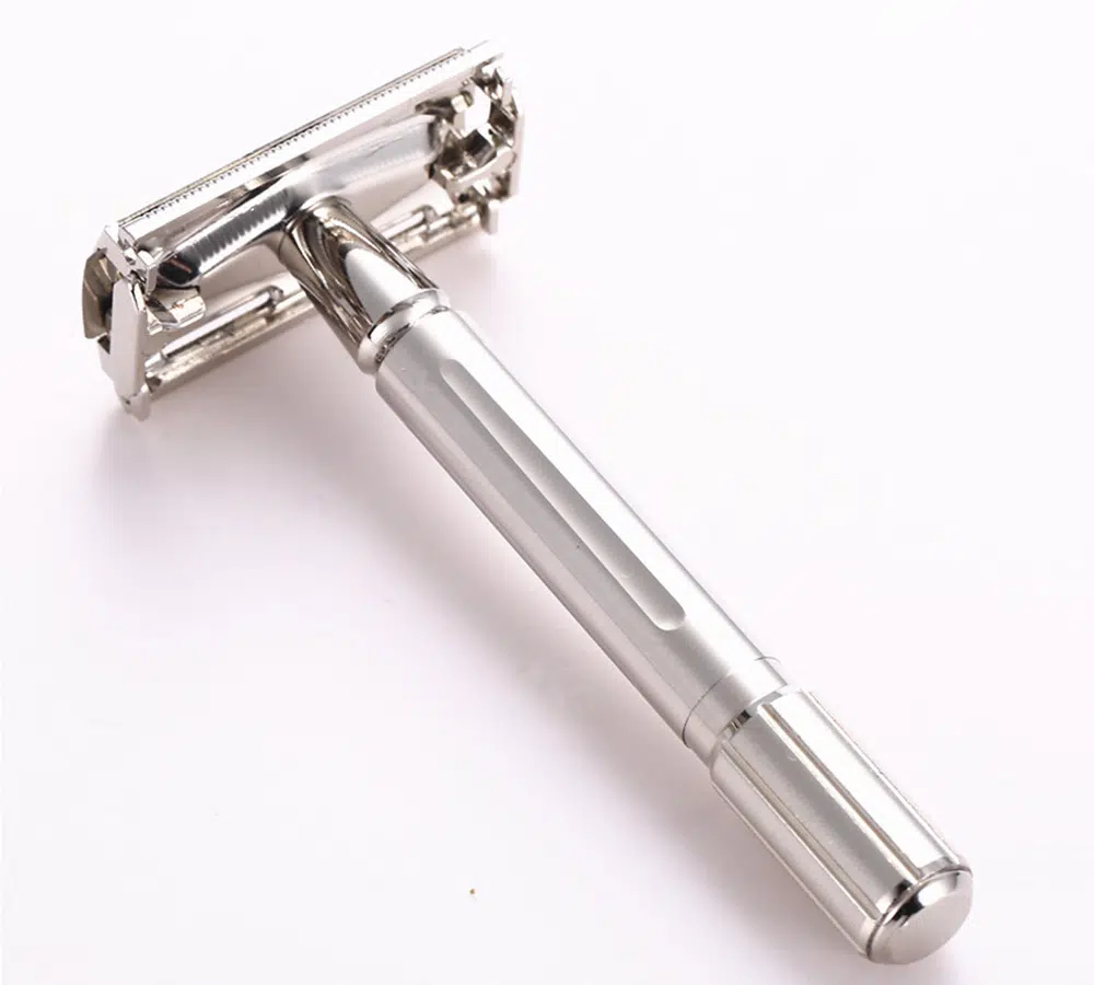 shaving-razor-silver-2