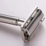 shaving-razor-silver-3