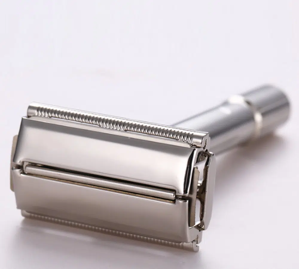 shaving-razor-silver-4