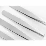 These eyebrow tweezers have a good grip to avoid slipping while plucking, they can be made of both carbon steel and stainless steel; the stainless steel ones are a good choice for durability and are more expensive.